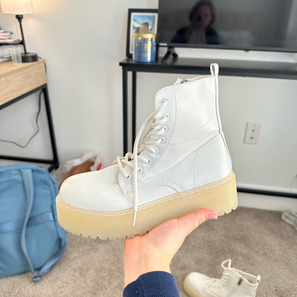 boutique boots white